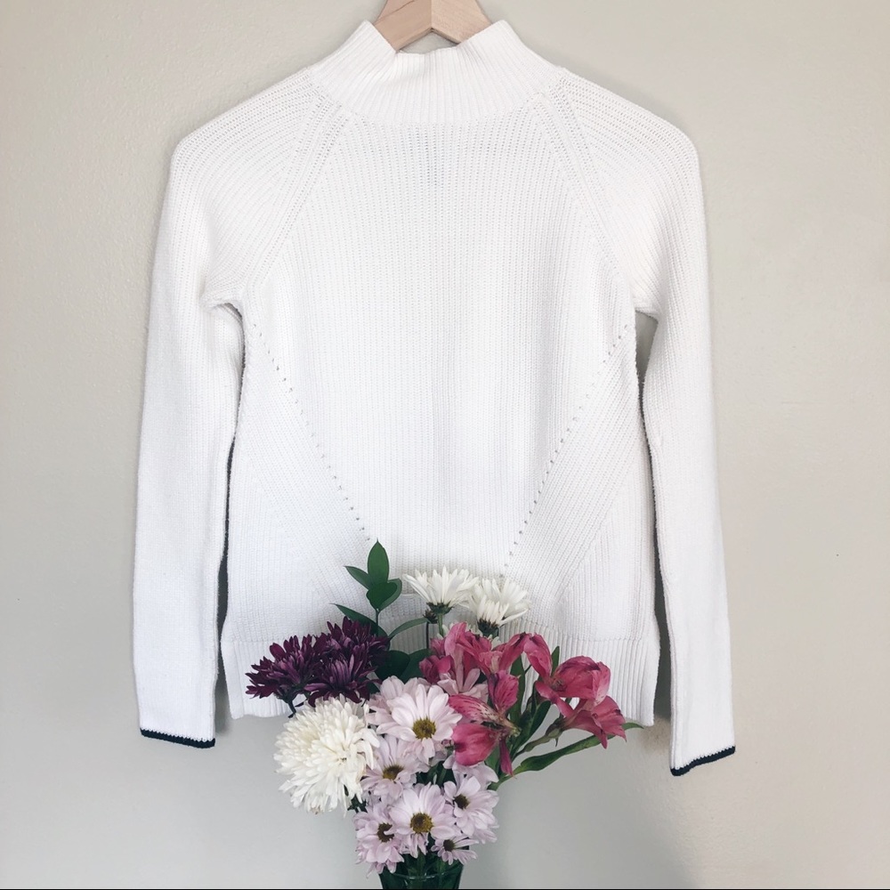 GAP Sweater